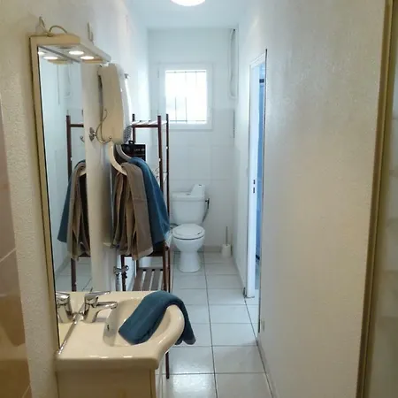 De La Callade Apartment *